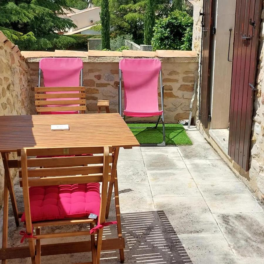 La Maison Wisteria Saint-Pantaléon-les-Vignes Extérieur photo